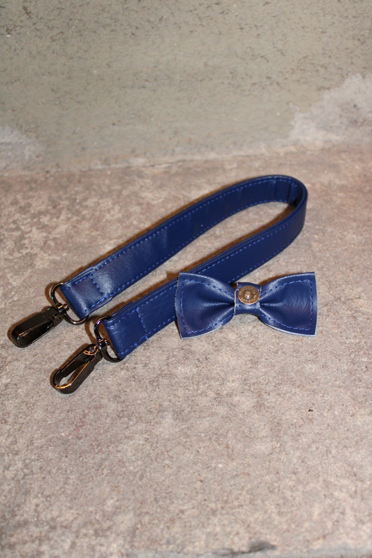 BLUE bow + strap