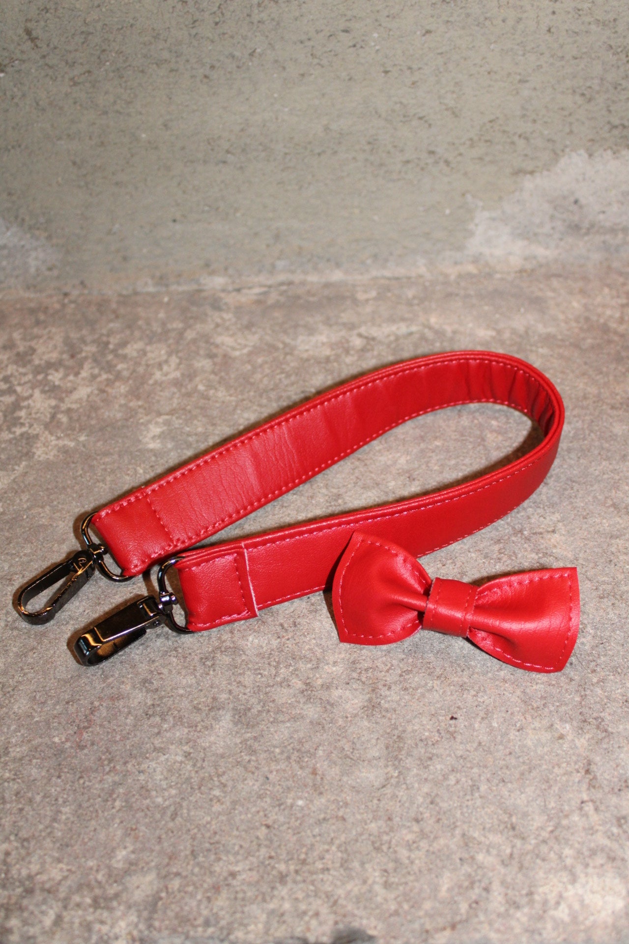 RED bow + strap