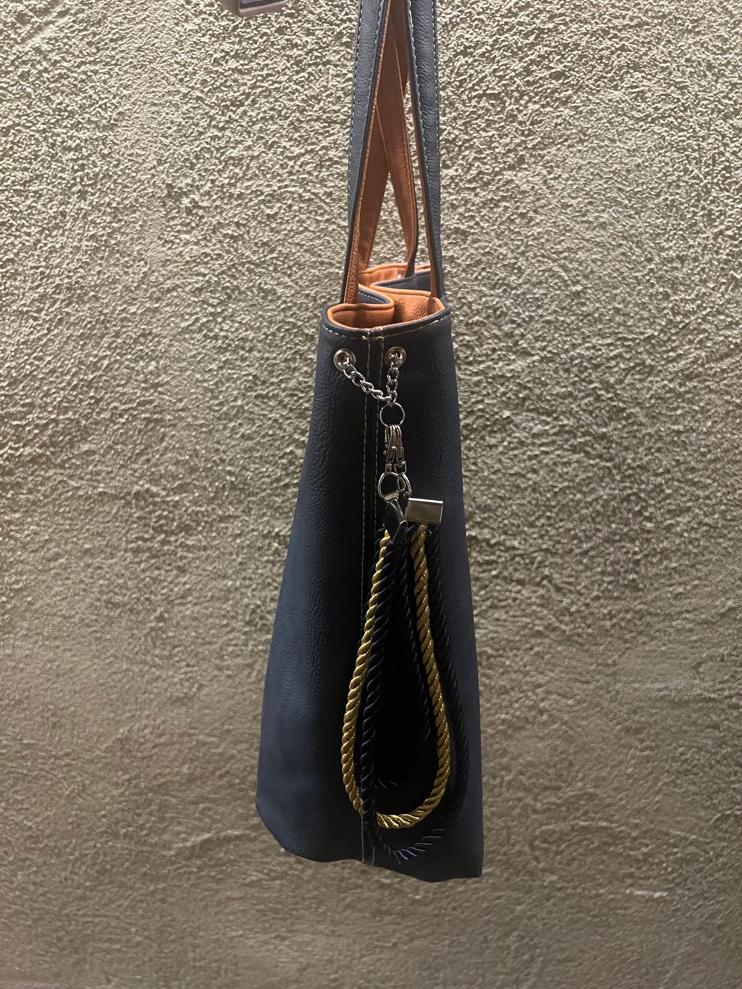 Reversible (Orange/Blue) - tote bag