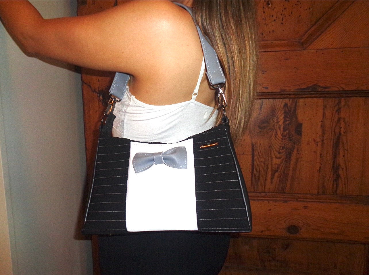 GREY bow + strap